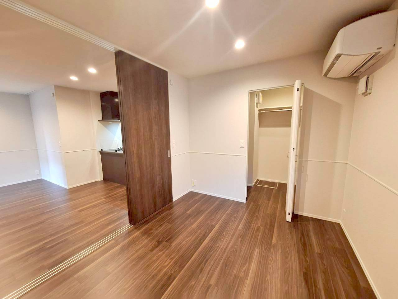 シャンベール若宮の洋室|各室エアコン付き