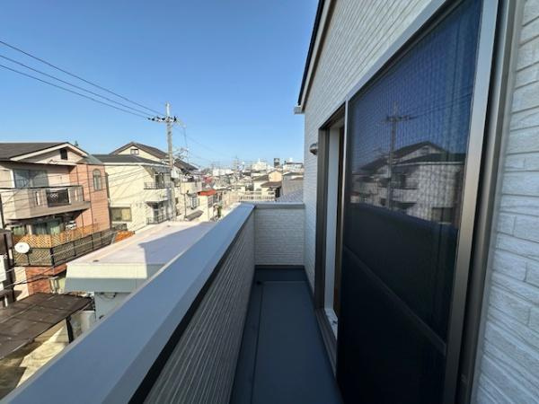 【バルコニー】
