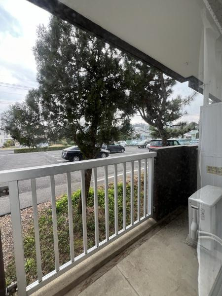 須山ビルのバルコニー