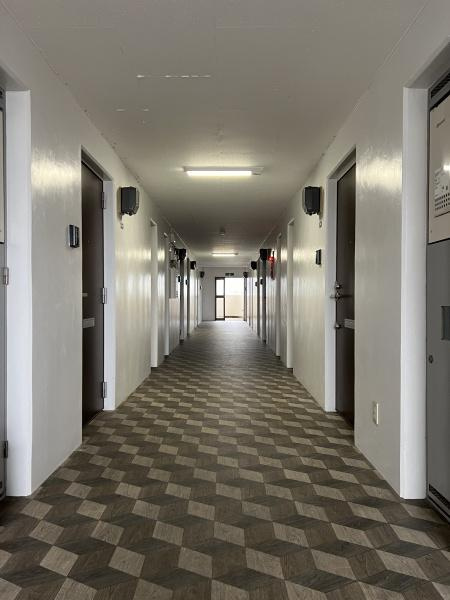 須山セカンドビルのエントランス