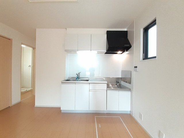 ＫＡＭのキッチン|コンパクトなキッチンで掃除もラクラク