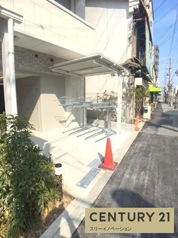 大阪市大正区三軒家東１丁目の賃貸マンションのエントランス|駐輪場