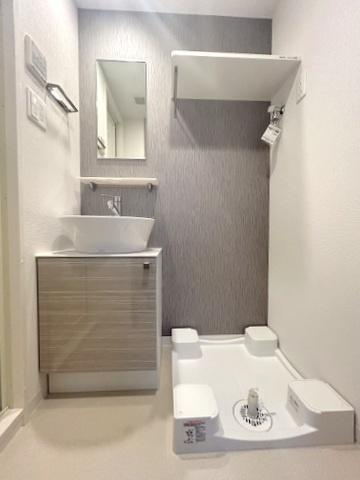 大阪市大正区三軒家東１丁目の賃貸マンションの洗面所|★独立洗面台★