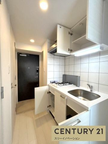 大阪市大正区千島１丁目の賃貸マンションの収納|キッチン上部・下部収納！