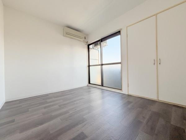 ベルコモンズ大正の洋室