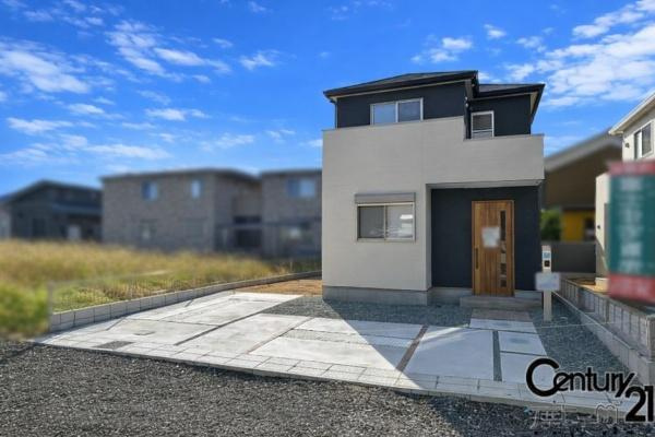 ファーストタウン目安北 ２号棟 ／新築一戸建の外観|■≪同仕様写真≫■次世代省エネルギーＳランク基準等級４をクリアしたお家です！グラスウールでお家丸ごと断熱！お気軽にお問い合わせください！■