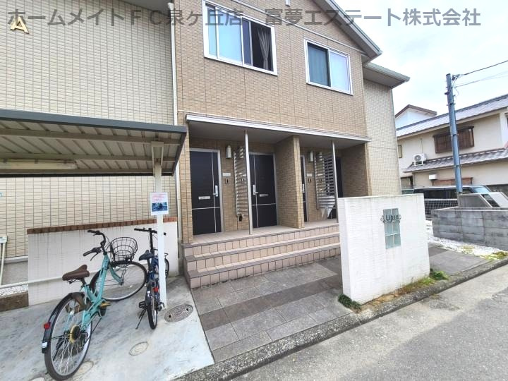 リブレA棟のロビー