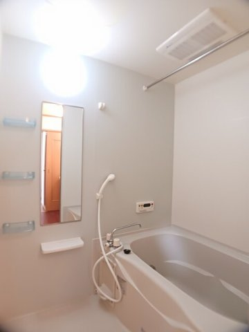 エクセレントヒルズ　Ⅱの浴室