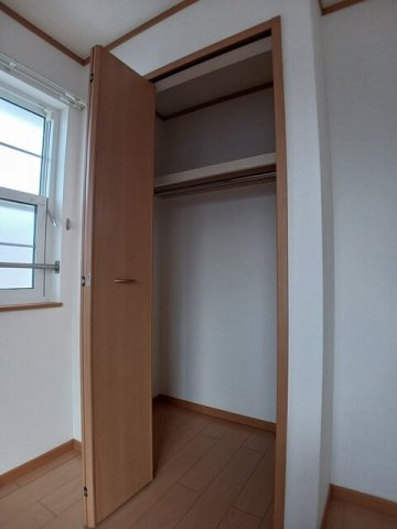 エクセレントヒルズ　Ⅰの収納