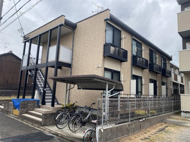 レオパレスどるちぇ志賀本通