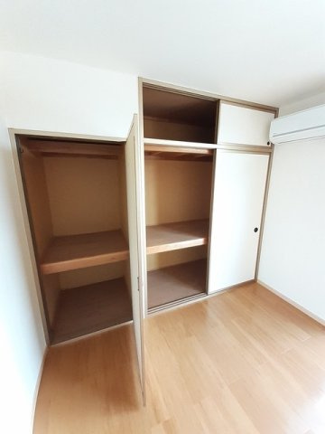 エクセレントの収納