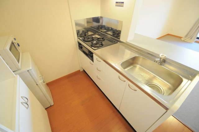 レオパレス蒼　Ⅰのキッチン|備品や設備仕様は号室等により異なります現地をご確認下さい。