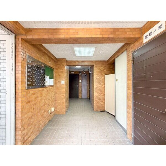 【エントランス】 | プレアール名古屋原