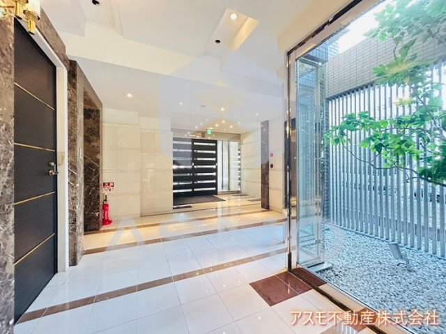 【エントランス】