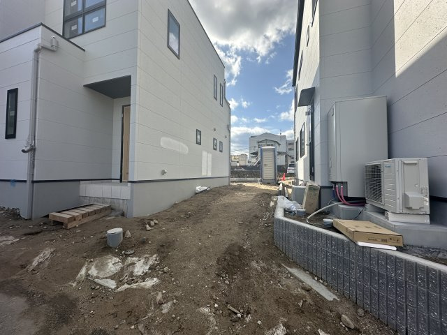 安佐南区伴東5丁目の駐車場|5号棟駐車場☆縦列2台駐車可能☆