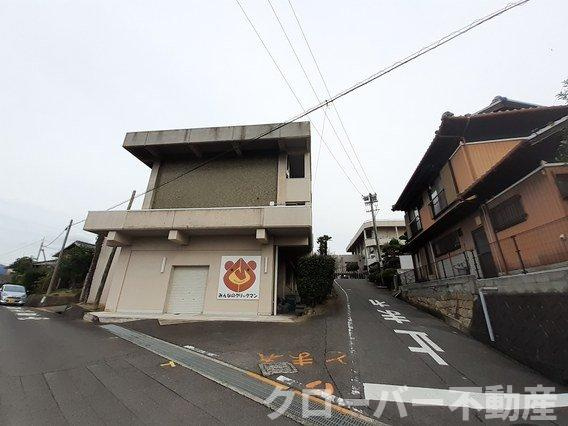 グランド　フィールドＣの周辺|丸亀市立栗熊小学校まで1300m