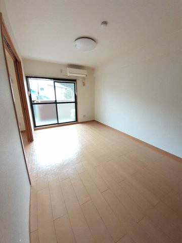 セントラルヒルズの居間・リビング