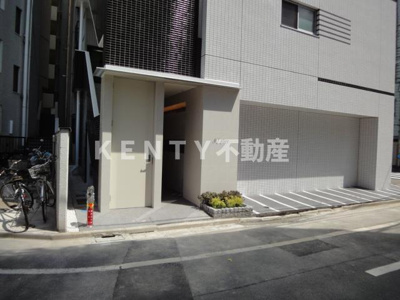 【エントランス】 | ＮＪ　Ｐｌａｃｅ | 清潔なエントランスです