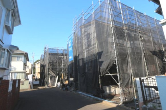 【Blooming Garden】小平市回田町の外観|耐震等級3に加え、揺れを吸収する「制震ダンパー」を搭載。減税＋控除の恩恵がうれしい「長期優良住宅」です♪