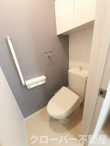 四季　夏のトイレ