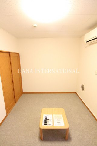 レオパレスレストの居間・リビング