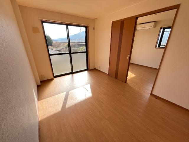 【内装】 | Ｈａｐｐｙ・Ｆｕｌｌ | 南側洋室