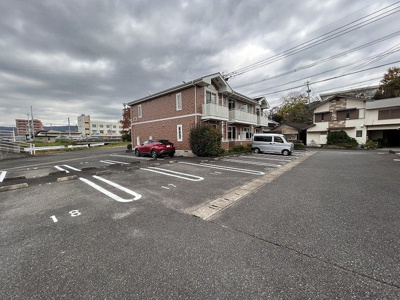 【駐車場】 | メゾン・ド・オーブＢ