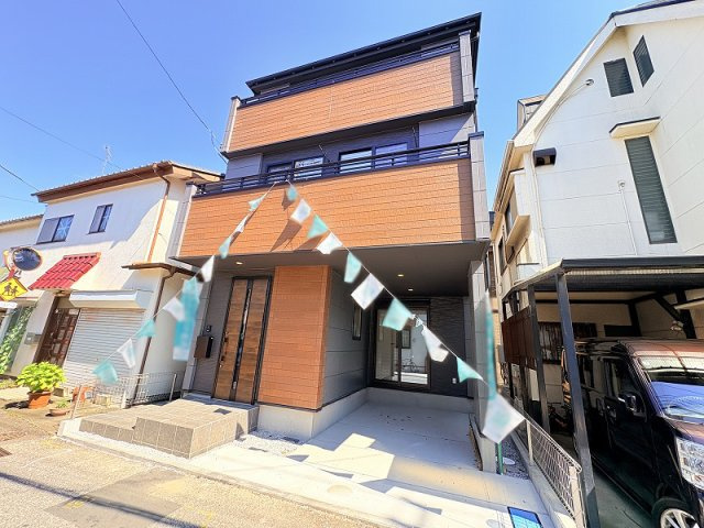 【外観】 | 新座市栗原5丁目　新築一戸建住宅　全1棟　(保谷店) | 完成済みの為、実際に室内のご見学が可能です。足を運ぶことで広さや陽当り、周辺施設も確認でき、暮らしていくイメージも膨らみます。