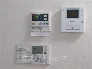 グラバーレジデンス可部のセキュリティ|内観写真は同建物同間取り別室のものです
