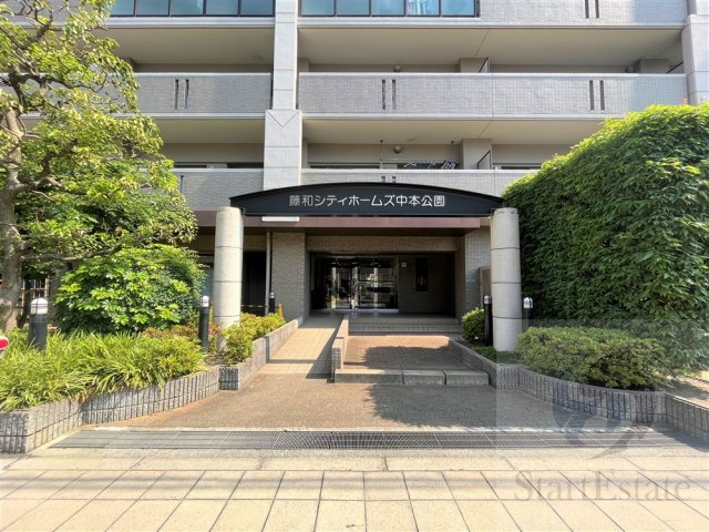 【エントランス】 | 藤和シティホームズ中本公園 | 清潔なエントランスです
