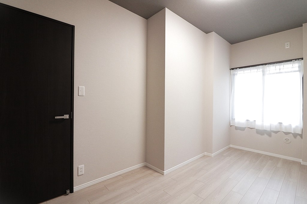 【寝室】の画像