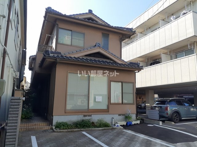 江波栄町戸建の外観|建物外観を気になさる方へ、見た目の良い物件です