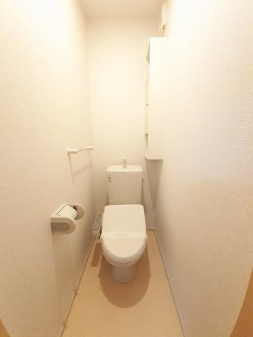 カ－サ　ジラソ－レのトイレ|落ち着いたトイレです