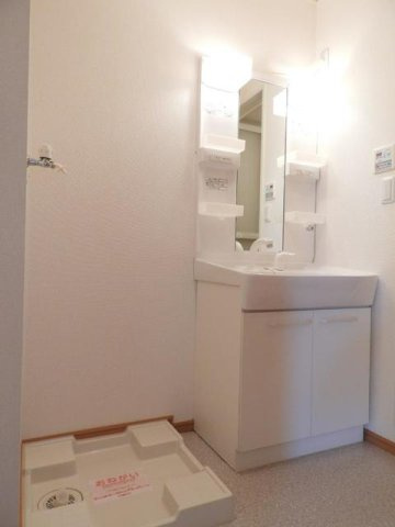 ラ・シルフィードＢの洗面所|使いやすい洗面所です