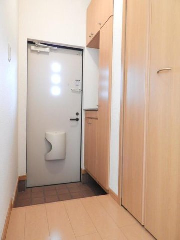 ラ・シルフィードＢの玄関|シンプルで使いやすい玄関です