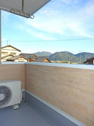 ルピナス　Ｓのバルコニー|お洗濯にも便利なバルコニー付き