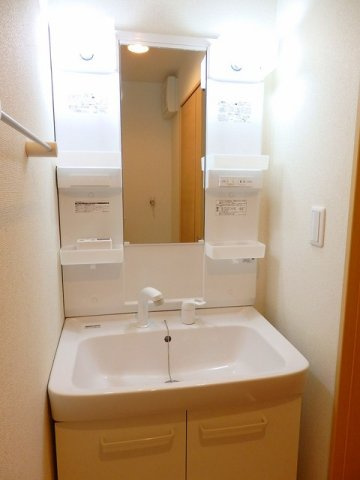 ルピナス　Ｓの洗面所|コンパクトで使いやすい洗面所