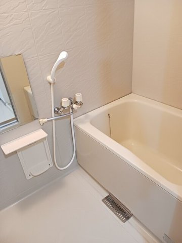 エルセトル佐方の浴室|お風呂です