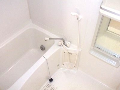 シャポー・ルージュＭの浴室|お風呂で日々の疲れを落としましょう