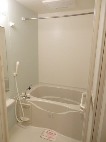 グレイスＢ棟の浴室|落ち着いた空間のお風呂です