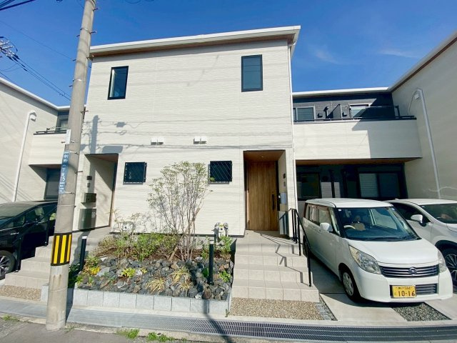 ガーデンテラス逆瀬川