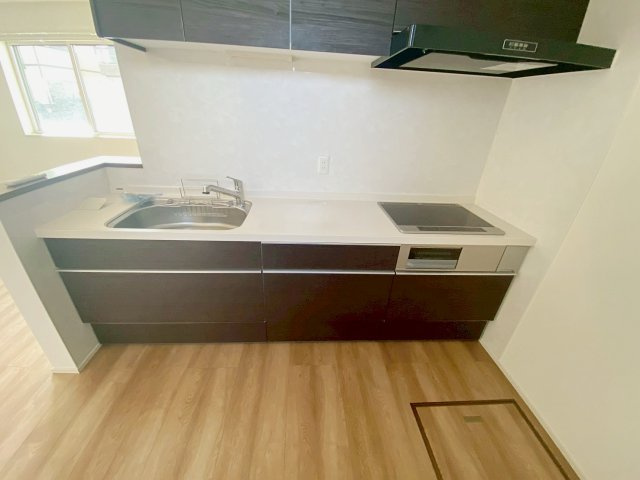 ガーデンテラス逆瀬川のキッチン