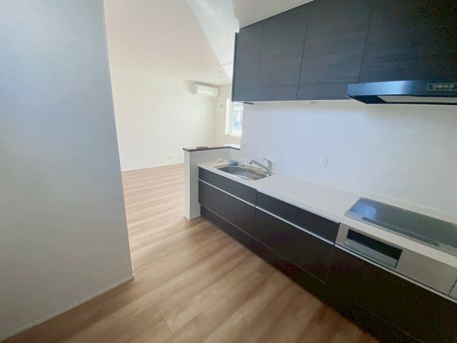 ガーデンテラス逆瀬川のキッチン