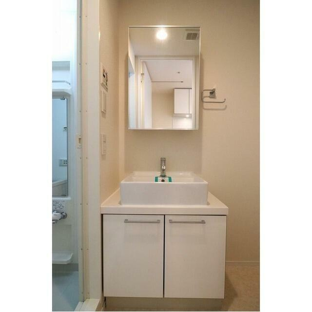 コンフォリア浅草駒形の洗面所