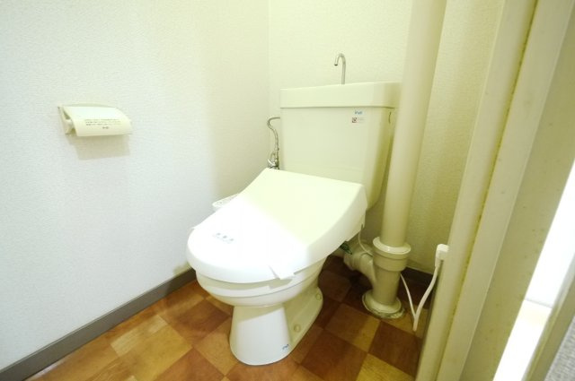 ヴィレッジ奥田のトイレ|※写真は別の部屋のものです。