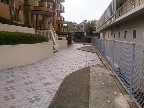 福岡市東区香椎３丁目の賃貸マンションのエントランス|エントランス写真