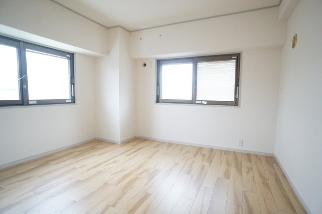 リジェール宝塚の居間・リビング