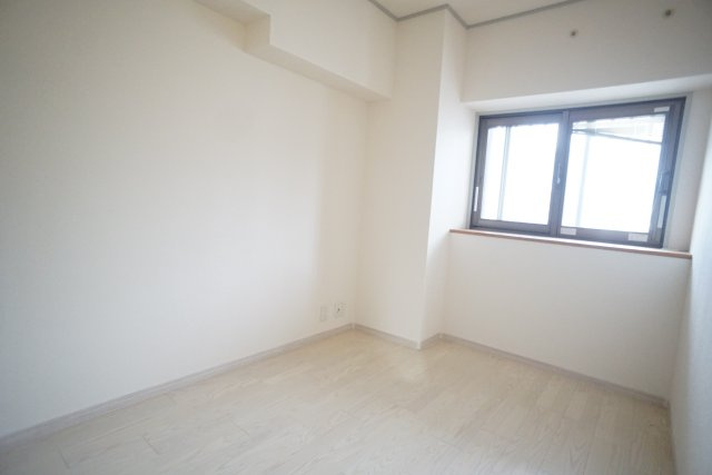 リジェール宝塚の居間・リビング