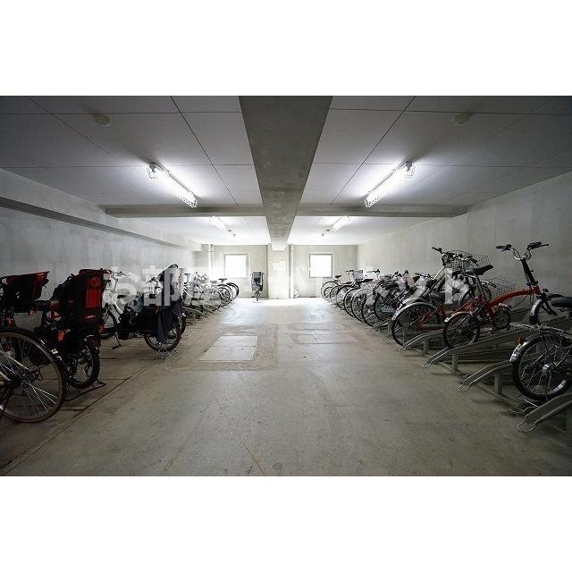 グランデュール千鳥のその他共用部分|駐輪場