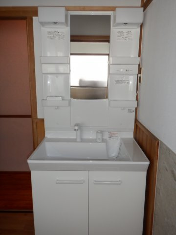 原岡２階建ての独立洗面台|新品です。